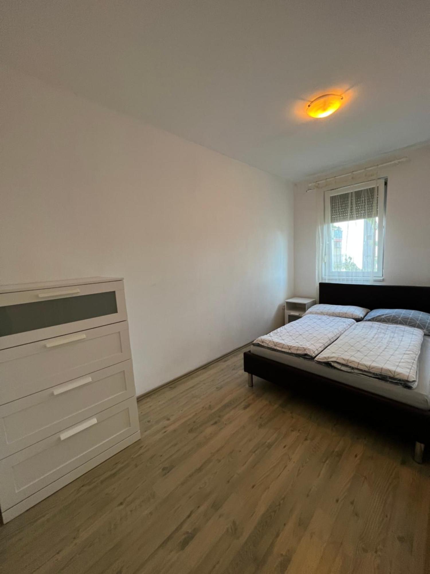 Kristaly Apartman Сегед Екстер'єр фото